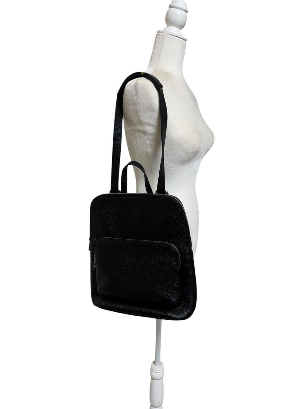 Quince Italian leather convertible utility Travel outdoor minimalist backpack - Picture 13 of 13
